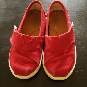 TOMS child shoes - red